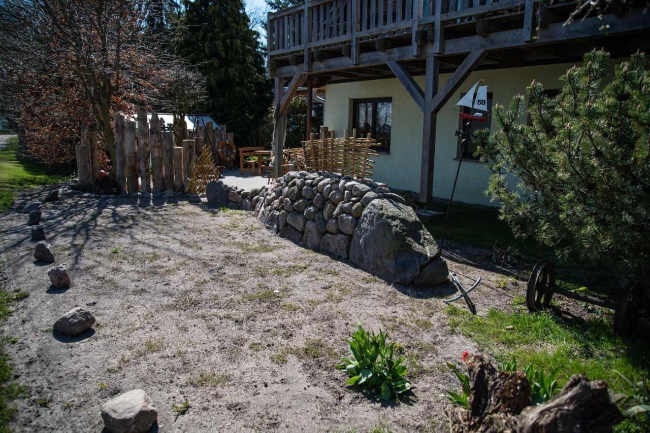 Ferienwohnung-Auf-Ruegen-Fuer-3-Erwachsene-Und-1-Kind-In-Schaprode-Zi6 Bagian luar foto